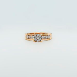 Cluster zircon ring