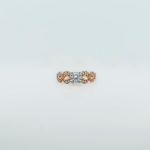 Engagement Style Zircon Ring