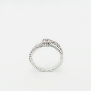Twist Design Zircon Ring in 21K Gold