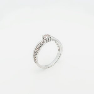 Twist Design Zircon Ring in 21K Gold